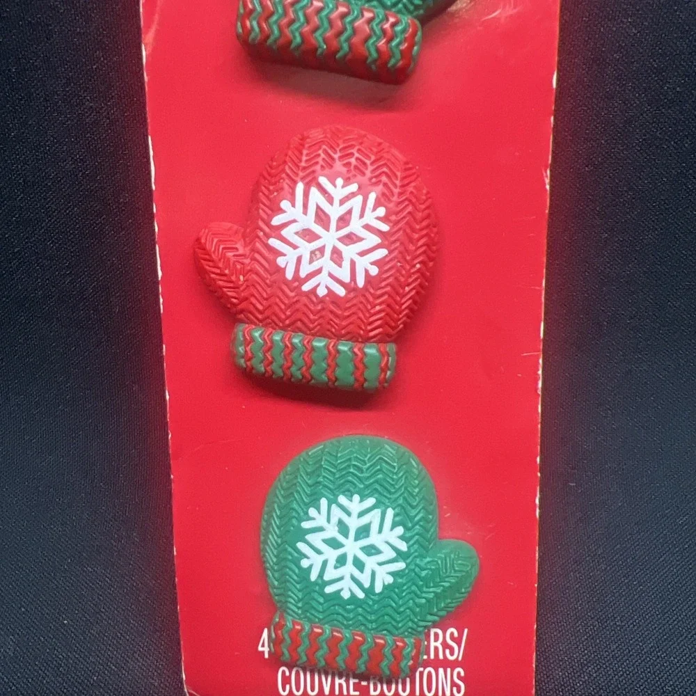 Vintage Hallmark Holiday Snowflake Mitten Button Covers Clip on Lot of 4 New